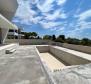Újonnan épült villa Medulinban, panorámás kilátással a tengerre - pic 25