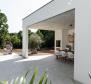 Modern egyszintes villa úszómedencével Rabac környékén - pic 8