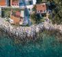 Seafront villa in a superb location on romantic Vis island - pic 2