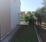 Möbliertes Einfamilienhaus mit Garage in ruhiger Lage, Busoler, Pula - foto 45