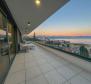 Exkluzivní penthouse s výjimečným výhledem na moře, bazénem a garáží v Opatiji - pic 9