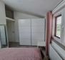 Maison de 5 appartements avec beaucoup de potentiel, dans un endroit calme et magnifique dans la région de Porec - pic 20