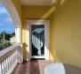 Malowniczy dom z 4 apartamentami i basenem w okolicy Umag - pic 10