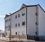 Nádherná turistická nemovitost se 4 lux apartmány v Primoštenu, pouze 200 metrů od moře - pic 9