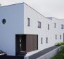 Semi-detached villa with pool in Ližnjan, reasonable price! - pic 2