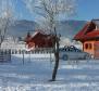 Замечательный деревянный дом на природе с бассейном, недалеко от реки - фото 2