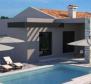 Modern one-story new villa with swimming pool, Svetvincenat area - pic 5