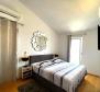 Velký penthouse se 3 ložnicemi na Čiovo, Trogir, 100 metrů od moře - pic 16