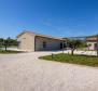 Beautiful modern villa for sale in Valtura-Liznjan area of half a hectare of land - pic 10