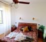Zwei-Zimmer-Wohnung mit kleinem Garten, Sommerküche und Parkplatz - foto 9