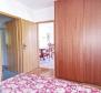 Zwei-Zimmer-Wohnung mit kleinem Garten, Sommerküche und Parkplatz - foto 11