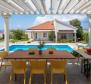 Wunderschöne Villa in der Gegend von Vodice mit herrlichem Meerblick! 