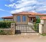 1ère rangée de la mer! Maison à Umag, à vendre! 