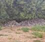 Land plot in Malinska-Dubašnica, 1500m from the sea, for sale 