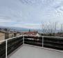 Appartement unique à Opatija de 73 m2 avec vue sur la mer, à vendre 