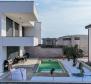 Villa moderne avec piscine à Punat, à 500m de la mer, à vendre 