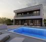 Villa under construction in Svetvinčenat, modern lines 