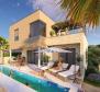 Contemporary villa with a swimming pool in Sisan, 1 km from the sea 