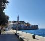Dom z apartamentami na starym mieście Rovinj - świetna miejscowość turystyczna! 