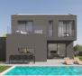 Modern villa úszómedencével Vrsar szoknyánkban, 10 km-re a tengertől 