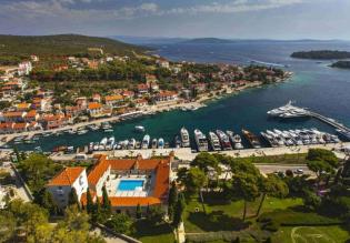 The most promising land site on the island of Solta is the closest to Split and the ferry connection connected with it, Dalmatia, Croatia. 