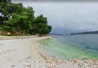 Land plot for sale on Ciovo just 130 meters from the beach 