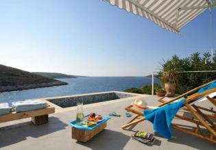 Amazing villa by the sea on Vis island 