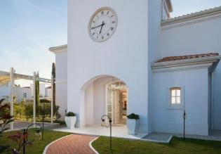 Zauberhafte Villa mit feenhaftem Komfort mit Meerblick in Porec am Stadtrand, nur 700 Meter vom Meer entfernt 