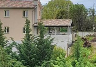 New house with swimming pool on a spacious garden of 1765 sq.m. in Porec area 