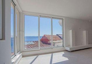 Einzigartiges Angebot - neues freistehendes Haus nur 100 Meter vom Meer entfernt an der Makarska Riviera 