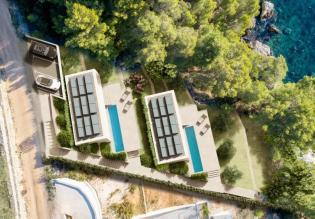Seafront land plot for 2 luxury villas on Korcula 