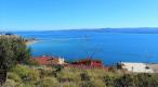 Land plot of more than 0.5 hectares with a magnificent sea view on the Riviera of Omis only 500 meters from the coast, Croatia - pic 1
