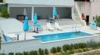 Charming small hotel with swimming pool on Omis riviera - pic 4