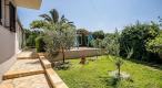 Great villa in Split (Trstenik) just 50 meters from the sea - pic 6