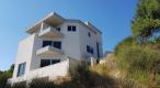 Apart-house of 4 apartments in Podgora, just 200 meters from the sea - pic 8