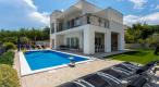 Exclusive villa with panoramic sea view, 200 m from the beach 