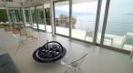 Stunning seafront villa in Rijeka with panoramic glazing - pic 2