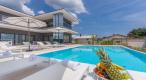 Ultra-luxury 5***** star villa in Porec area in Kastelir - pic 17