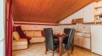 Apartment house in the outskirts of Pula! - pic 22