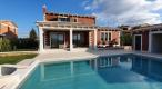 New luxury villa 250m2 with a pool, Porec, Tinjan 