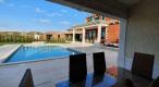 New luxury villa 250m2 with a pool, Porec, Tinjan - pic 41