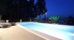 Fantastic offer - seafront villa for sale in Kastela, within greenery - pic 11