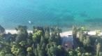 Fantastic offer - seafront villa for sale in Kastela, within greenery - pic 1