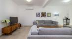 Luxuriously furnished semi-detached house with swimming pool in Malinska, just 1,5 km from the sea - pic 16