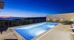New villa of contemporary outlook with open sea view in Zadar area - pic 12