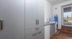 Penthouse in the city center of Porec with sea view just 200 meters from the sea - pic 12