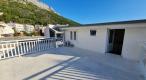 House with sea views on Makarska riviera just 100 meters from the sea - pic 8