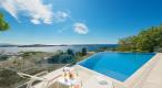 Magnificent modern villa on Hvar with swimming pool and outstanding architecture - pic 4