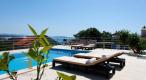 Elegant villa for sale in Podstrana just 300 meters from the sea - pic 7