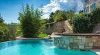 Superbly designed Tuscany-style stone villa with sea view in Sveti Lovrec - pic 4